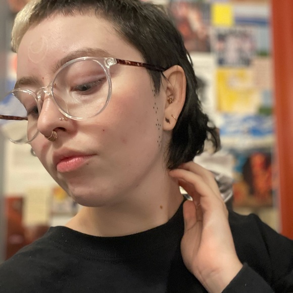 Meet your Posher, Juniper - Picture 3 of 3